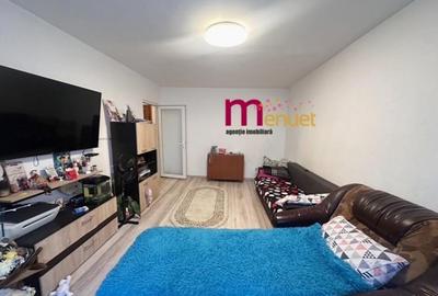 Apartament cu 2 camere decomandat în Vest