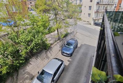 Apartament cu 2 camere decomandat în Dosu Bricii - 3