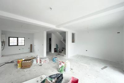 Duplex cu 4 camere cu Canalizare în Urseni - 2