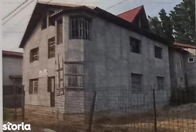 Casă cu 5 camere cu Teren 269 Mp în Brăilița - 2