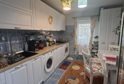 Apartament cu 3 camere în Vasile Alecsandri - 2