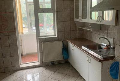 Apartament cu 3 camere semidecomandat în Nord - 1
