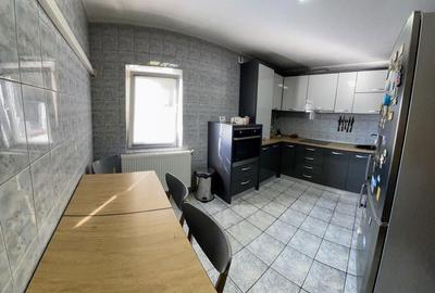 Apartament cu 3 camere decomandat în Mircea-Vodă - 6
