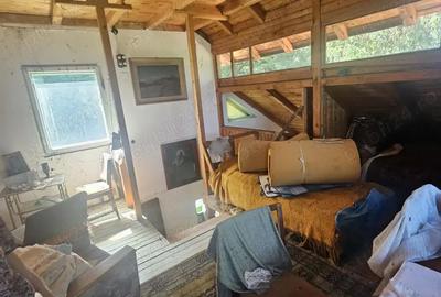 Casă cu 3 camere cu Teren 1800 Mp în Golești - 2