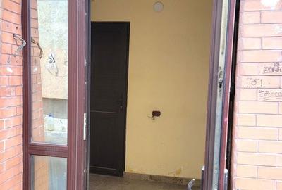 Spațiu comercial, de 120 mp, în Central - 9