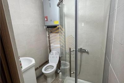 Apartament cu 3 camere decomandat în Central - 4