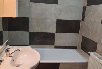 Apartament cu 3 camere nedecomandat în Central - 7