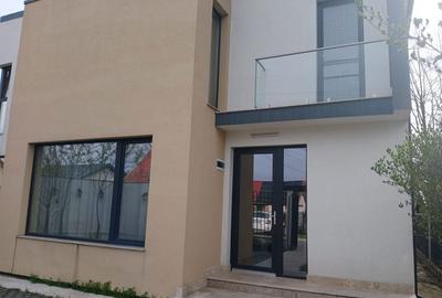 Casă cu 4 camere în Central - 4
