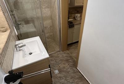 Apartament de inchiriat - 3 camere, ultracentral, 54 mp utili - 8