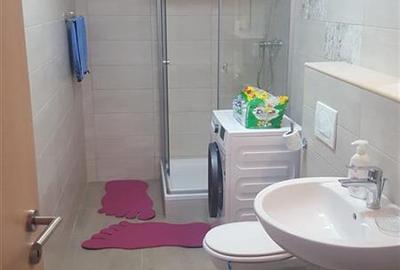 Apartament cu 2 camere semidecomandat, mobilat în 13 Decembrie - 25