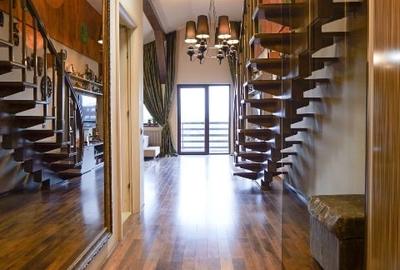 Penthouse pe două niveluri | 135 mp utili  . COMISION 0% - 13