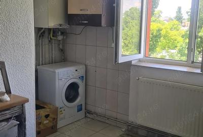 Vand apartament 2 camere cf 3 zona Rahova Zabrauti - 4