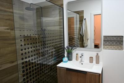 Apartament cu 3 camere decomandat în Burdujeni - 2