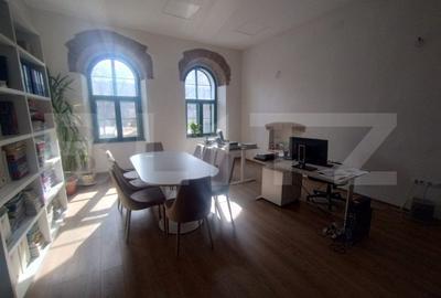 Cladire istorica, 5 camere, 600 mp, spatiu comercial+birouri, zona ultracentrala - 2