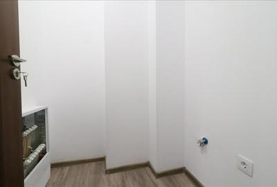 Apartament cu 4 camere decomandat în Păcurari - 24