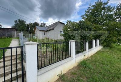 Casa de vanzare la 6 km de Bistrita - ideala pentru o viata linistita