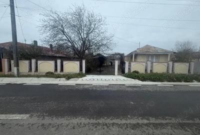 Casă în Central - 1