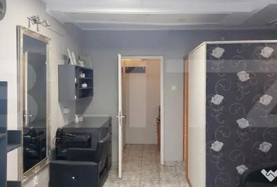 Spațiu comercial, de 28 mp, în Central - 7