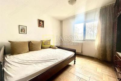 Apartament cu 4 camere decomandat în Narcisa - 3
