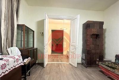 Casa la Super Pret, Amplasare Excelenta in Zona Casa de Cult - 2