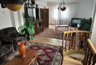 Casă cu 4 camere în Central - 6