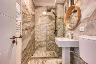 Apartament cu 3 camere semidecomandat în Romană - 2