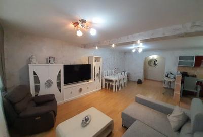 Apartament cu 3 camere decomandat, mobilat în Sud - 11