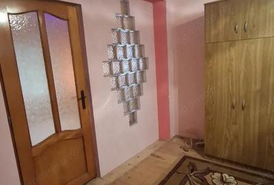 Casă cu 3 camere cu Teren 1080 Mp în Central - 18