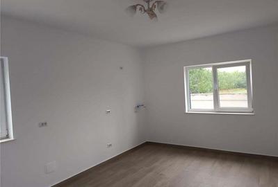 Casă cu 4 camere în Rădăuți - 2