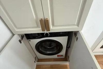 Apartament 3 camere, 100 mp, Centru, Nou Amenajat, Etaj 5/8 Apartament 3 camere, 100 mp, Centru, Nou Amenajat, Etaj 5/8 - 7