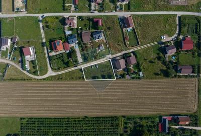 De vânzare teren intravilan Bod 828 mp cu autorizație de construcție - 1