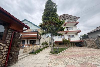 Complex turistic de vanzare si teren 2140 mp in Mamaia Sat