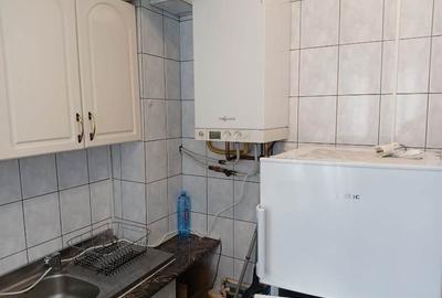 Garsonieră decomandată, mobilată în Romană - 9