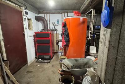 Casă cu 10 camere cu Teren 125 Mp în Lupeni - 6