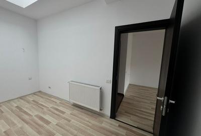 Apartament cu 2 camere semidecomandat în Sud-Vest - 3