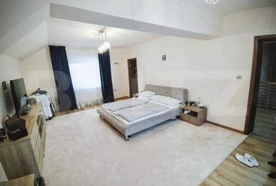Casă cu Teren 480 Mp în Cârcea - 11