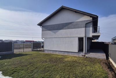 Casă cu 4 camere în Clinceni - 15