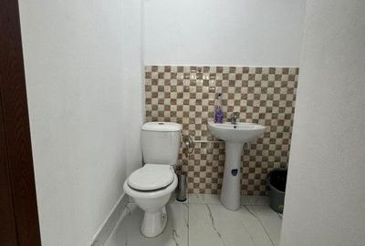 Spațiu comercial, de 70 mp, în Central