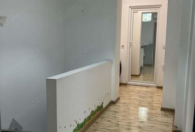 Apartament cu 3 camere decomandat în Central - 1