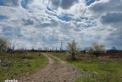 Teren de 7800 mp, în Central - 2