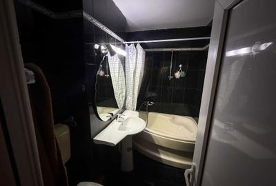 Apartament cu 3 camere în Central - 3