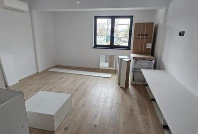 *BLOC NOU*Apartament de 1 cameră ,et 1 - 2