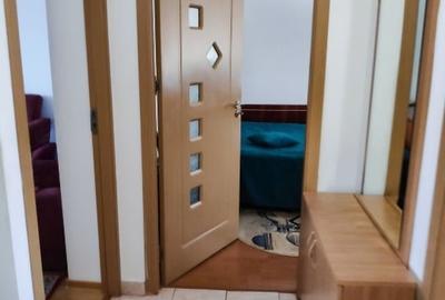Proprietar, vand apartament Tulcea, str Isaccei Nr 9, ultracentral, 2 camere - 5