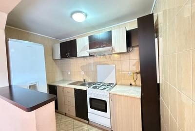 Apartament 3 camere de vanzare - Gura Humorului, zona centrala - 10