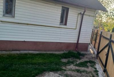 Casă cu 3 camere în Livezeni - 7