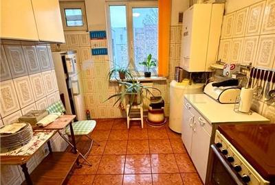 Vanzare apartament 4 camere, boxa si garaj propriu, in Ploiesti, zona Bd. Castan - 16