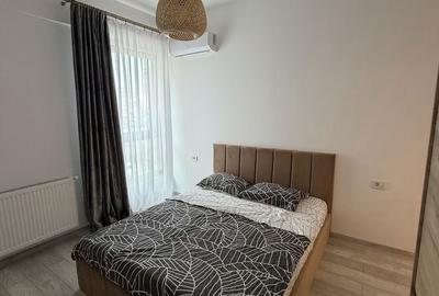 Apartament cu 3 camere decomandat în Palazu Mare - 3