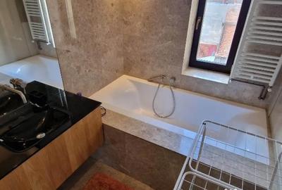 Apartament cu 3 camere nedecomandat în Central - 14