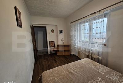 Apartament cu 3 camere decomandat, mobilat în Nicolina - 2