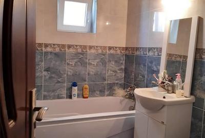 Apartament cu 3 camere decomandat în Turda - 7